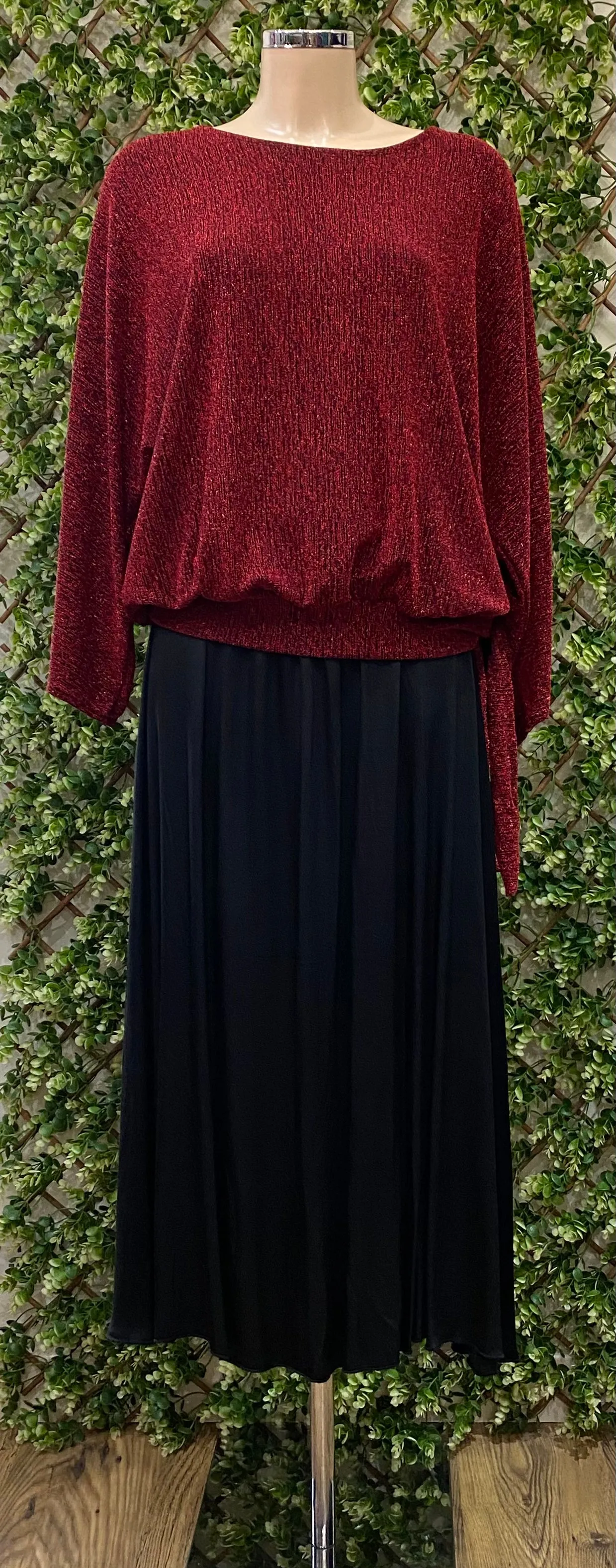D.E.C.K By Decollage 9718 Midaxi Satin Skirt (2 Colours)