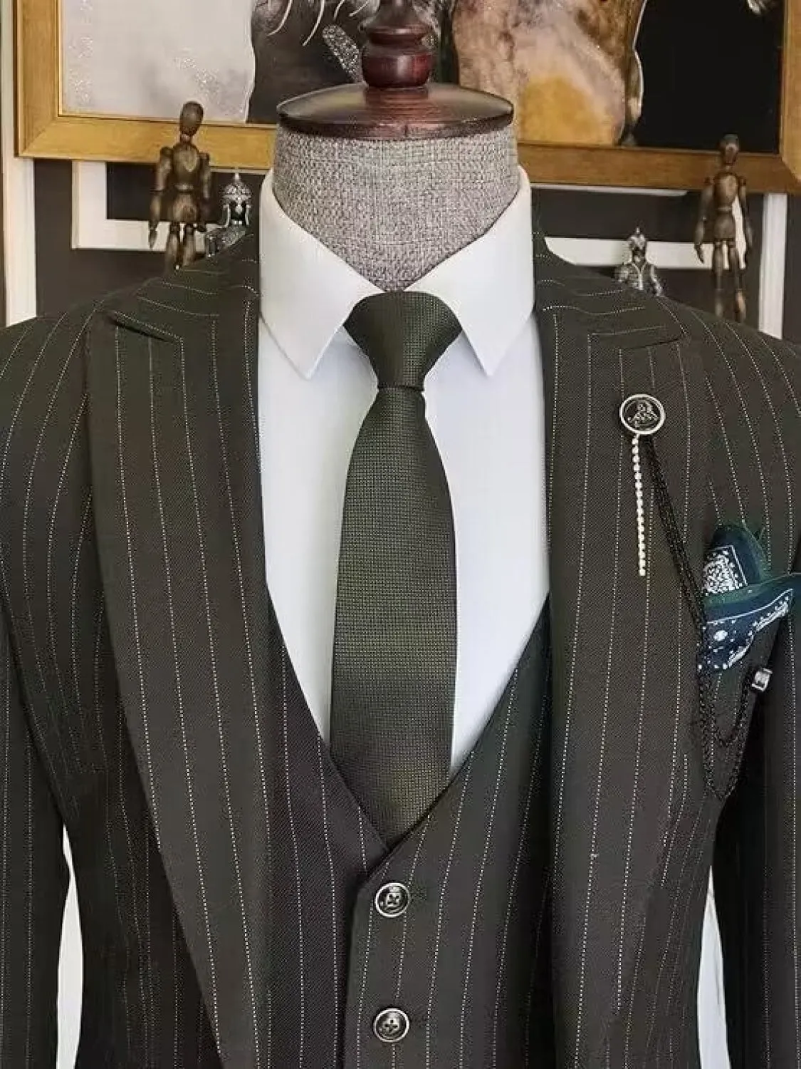 Fashion Men's 3 Pieces Slim Fit Striped Peak Lapel Tuxedos (Blazer vest Pants)
