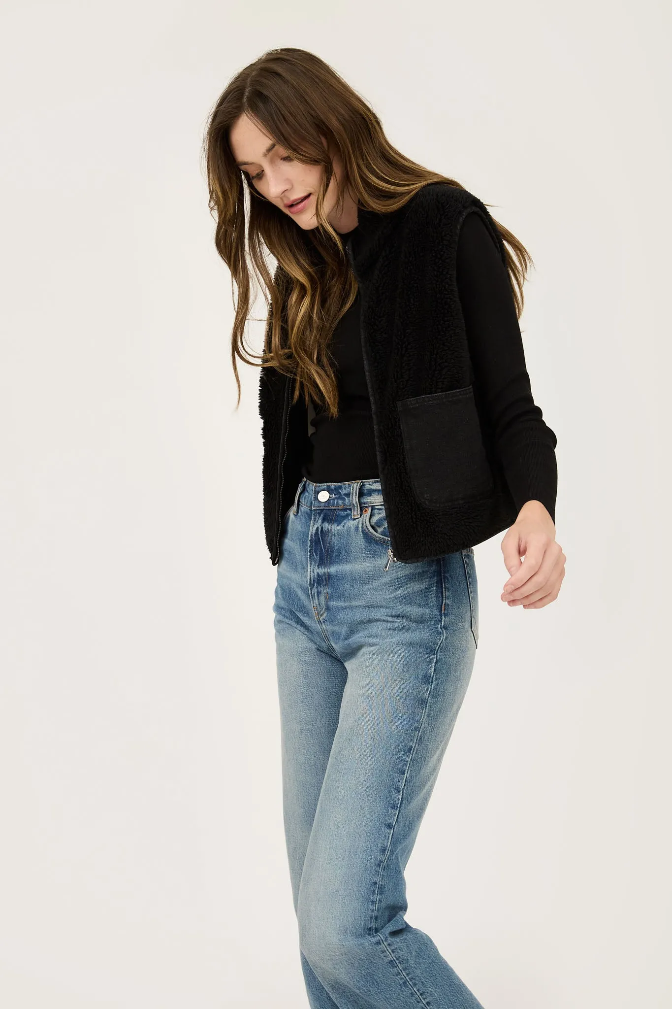 FLEECE ZIP UP VEST WITH POCKETS