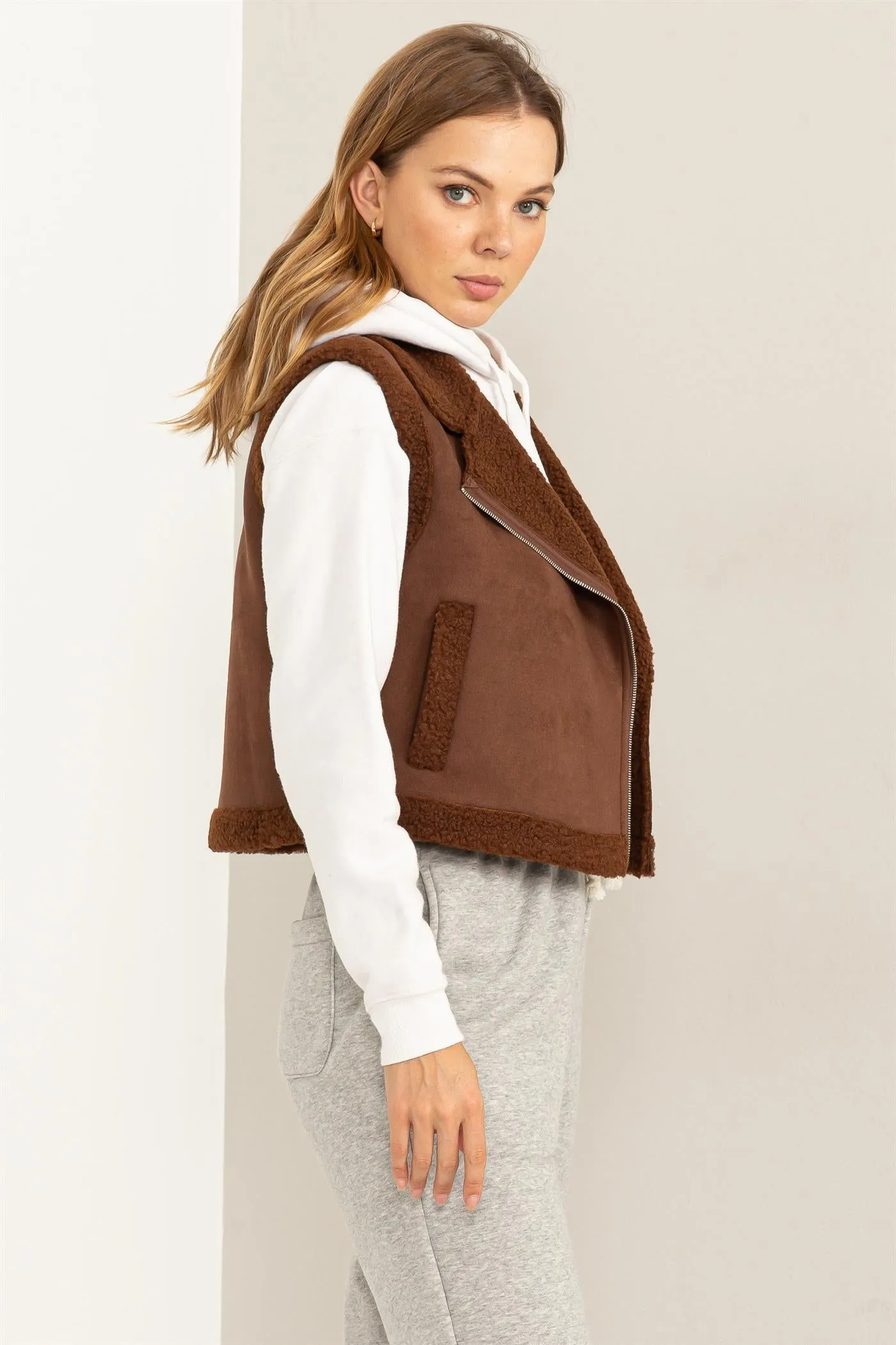 HF24C536-D-Faux Suede Teddy Fur  Crop Vest