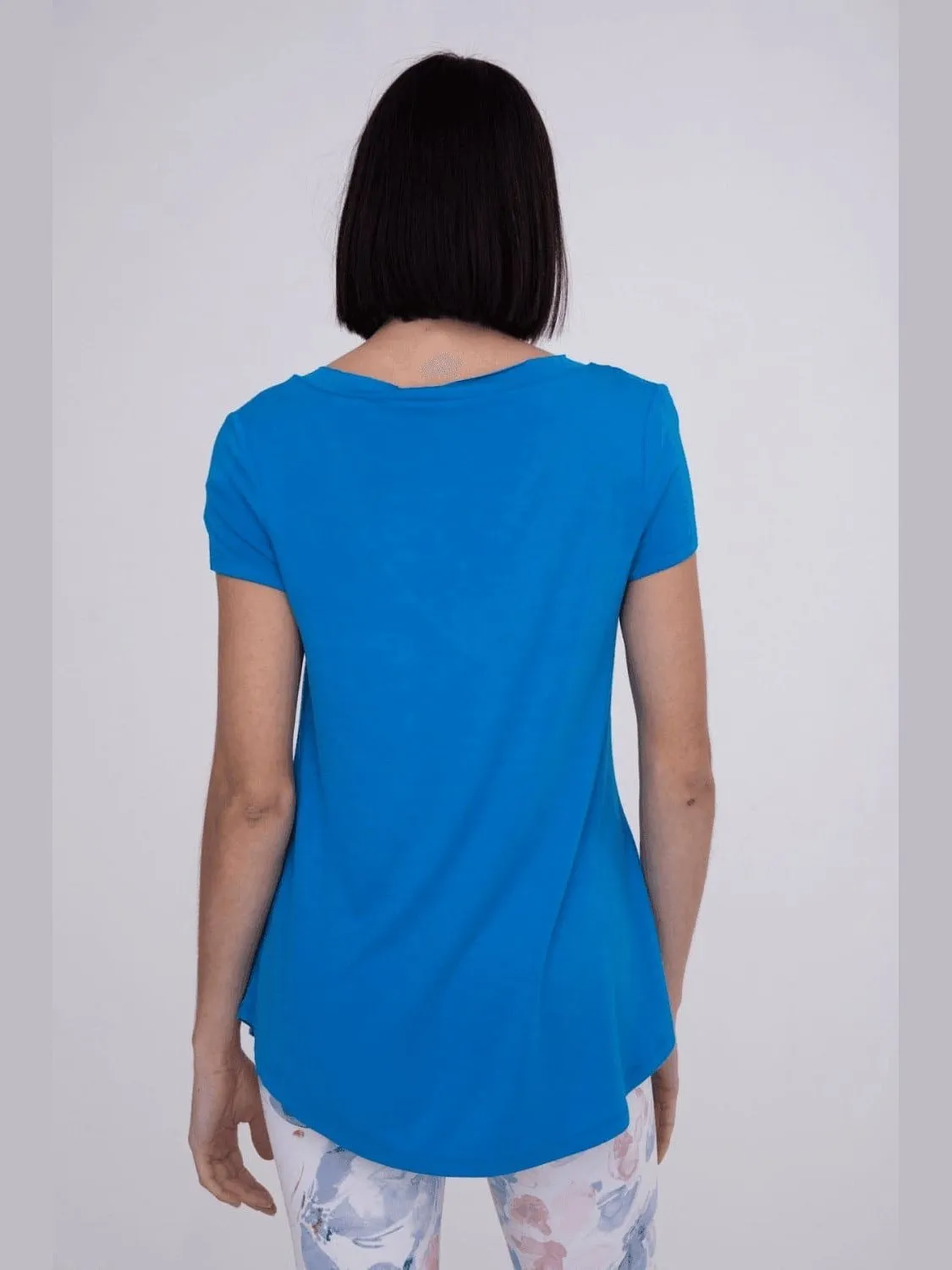 Longline Deep V-Neck T-Shirt w/Pocket