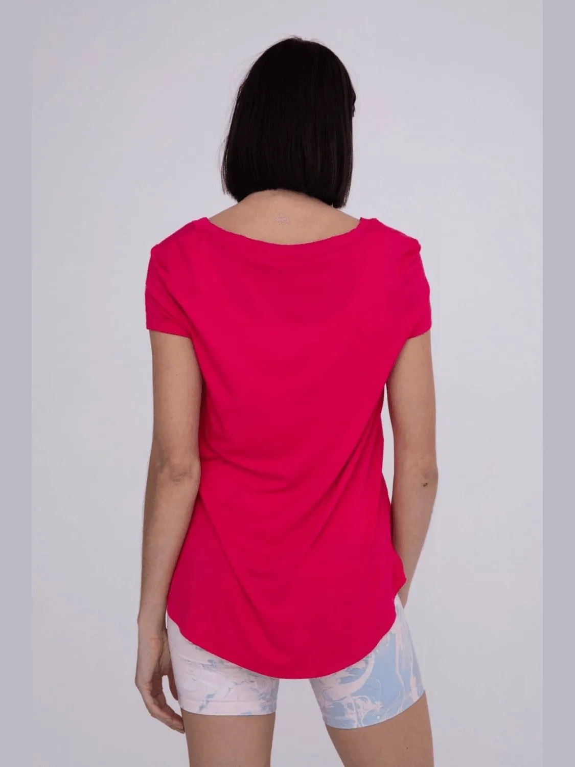 Longline Deep V-Neck T-Shirt w/Pocket
