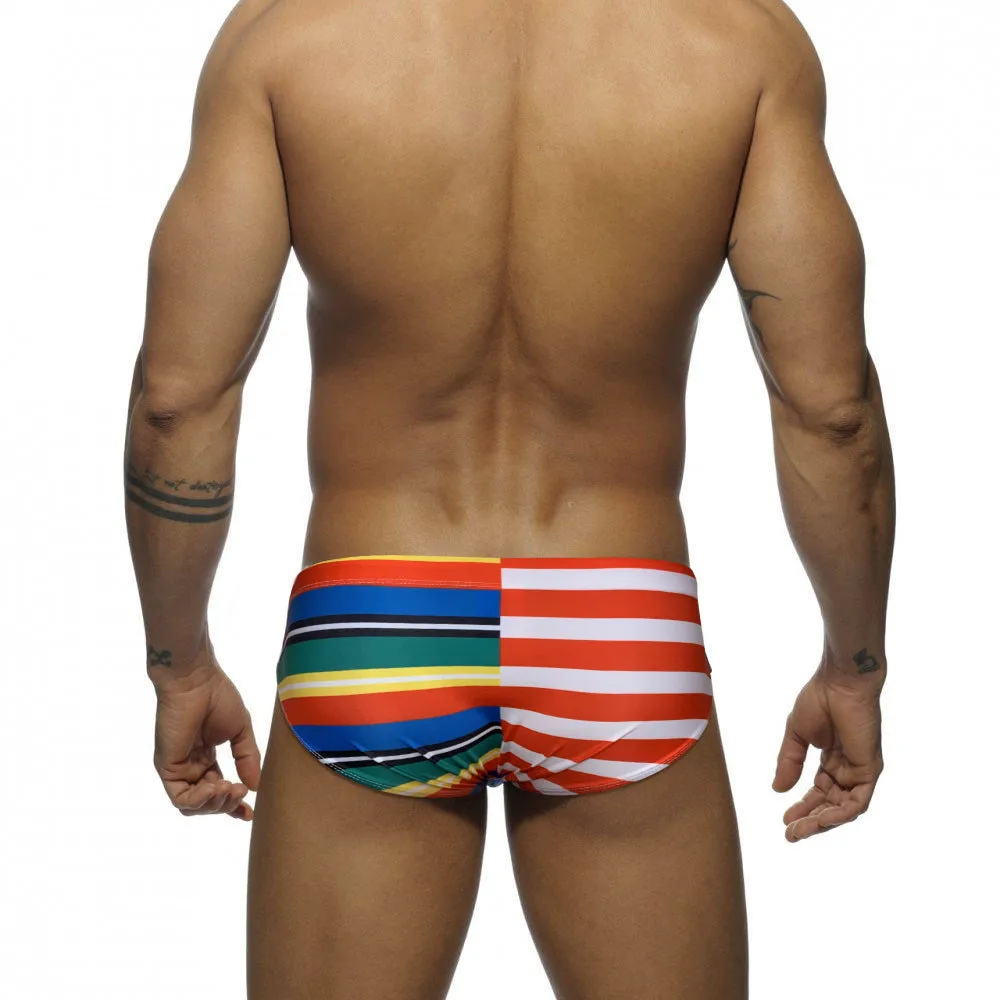Men Triangle Swimming Trunks Seaside Quick-drying Swimming Pants