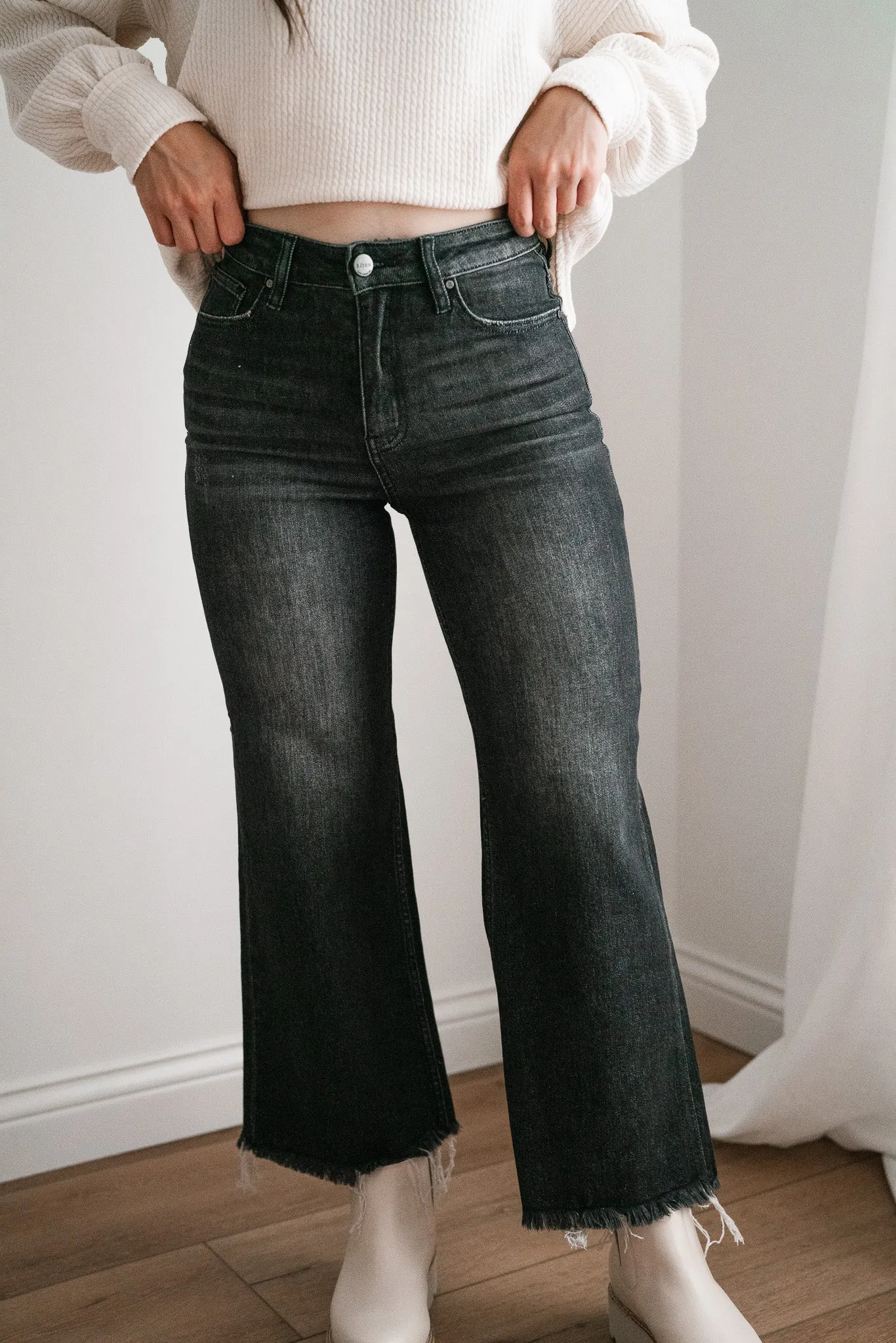 Risen Leah High Rise Frayed Ankle Wide Jean