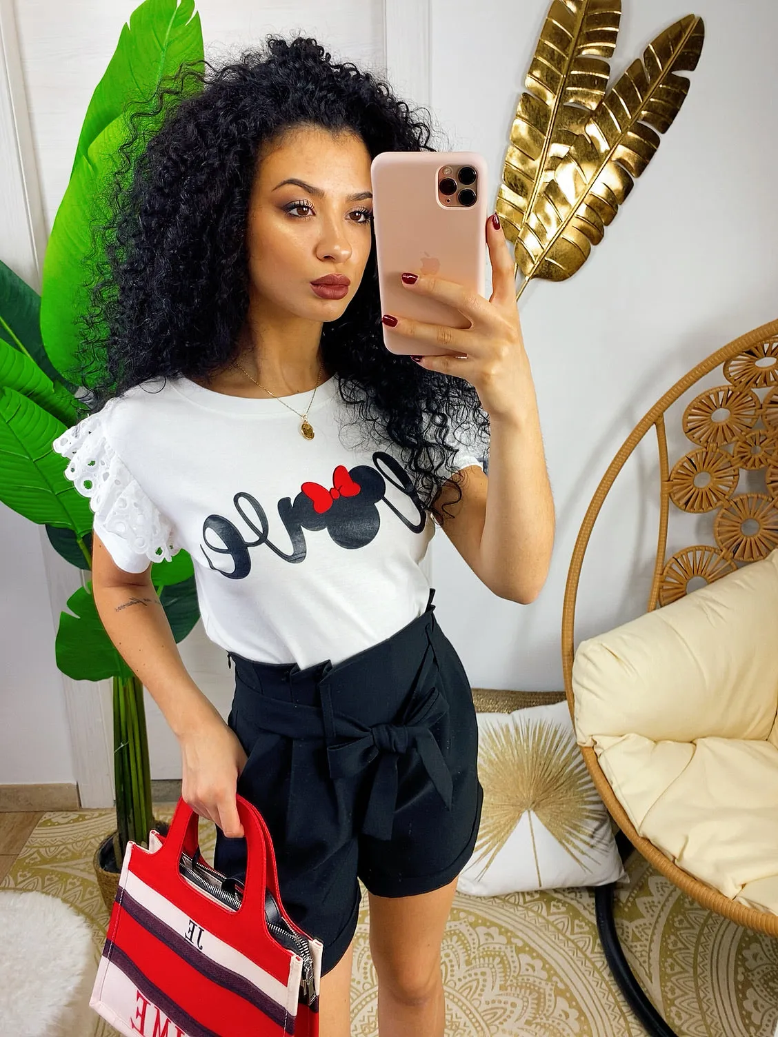 T-shirt con stampa love